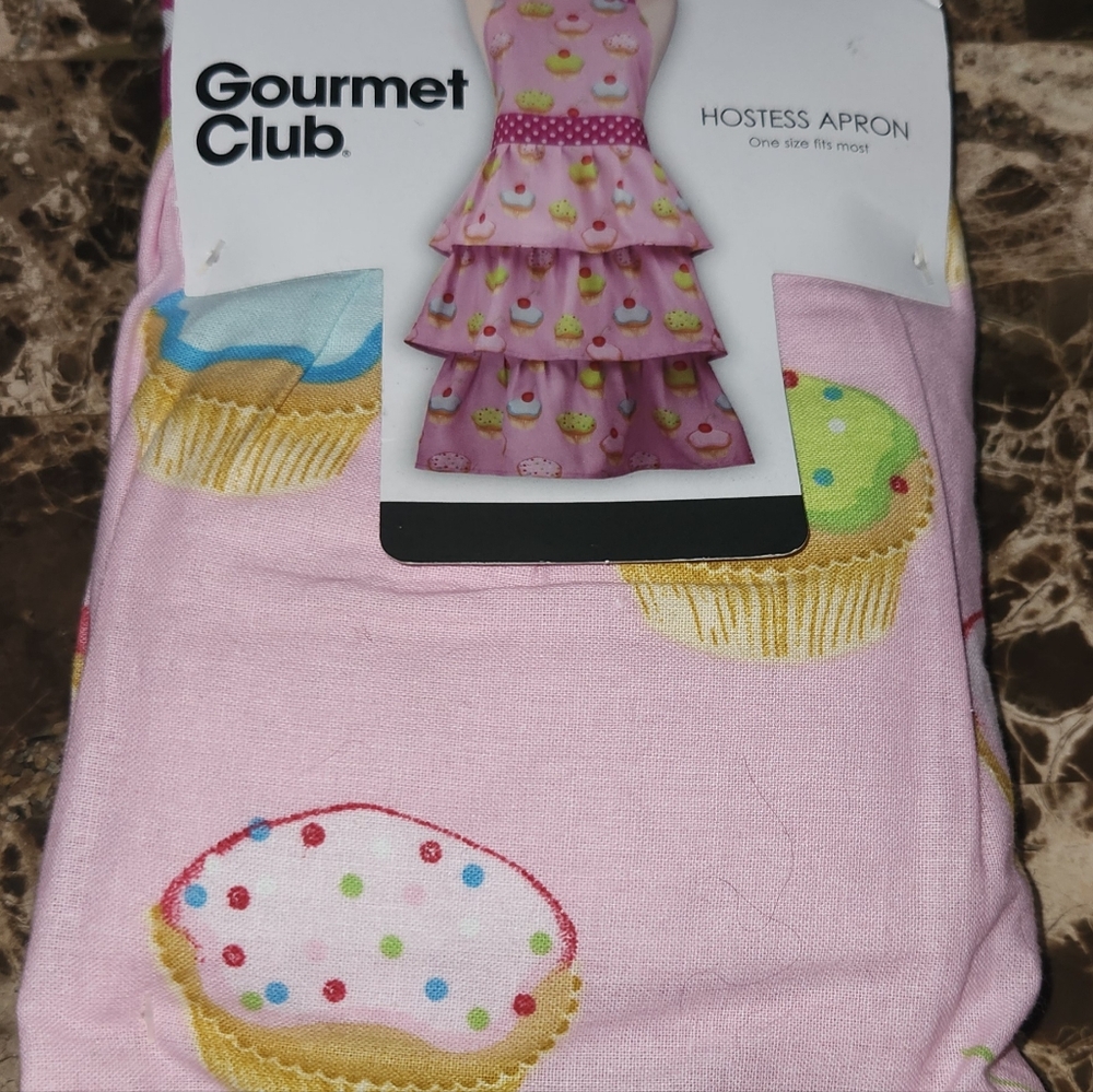 NEW GOURMET CLUB CUPCAKES APRON ABSOLUTELY ADORABLE BRAND NEW - Picture 4 of 13